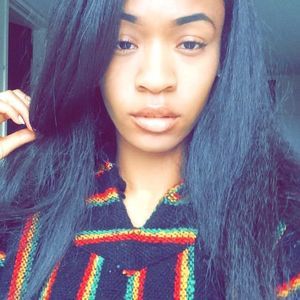 Meet your Posher, Danelle